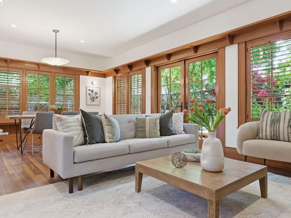 6401 Benvenue Avenue, Oakland CA 94618