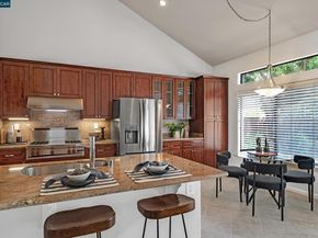 204 Vista Glen Pl, Martinez CA 94553