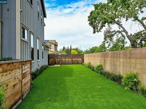226 Akabane Ln, Danville CA 94506