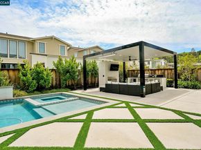 226 Akabane Ln, Danville CA 94506
