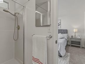 20153 Forest Ave 9, Castro Valley CA 94546