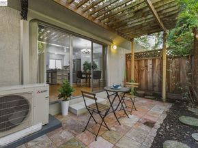 20153 Forest Ave 9, Castro Valley CA 94546