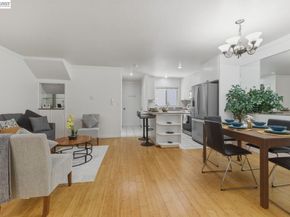 20153 Forest Ave 9, Castro Valley CA 94546