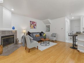 20153 Forest Ave 9, Castro Valley CA 94546