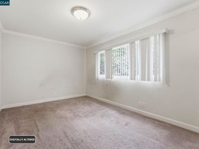 8910 Burr St, Oakland CA 94605