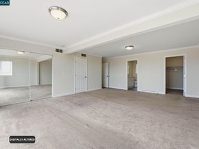 8910 Burr St, Oakland CA 94605