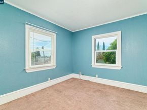 2636 Cole St, Oakland CA 94601