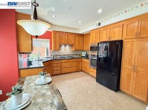 2850 Montair Way, Union City CA 94587