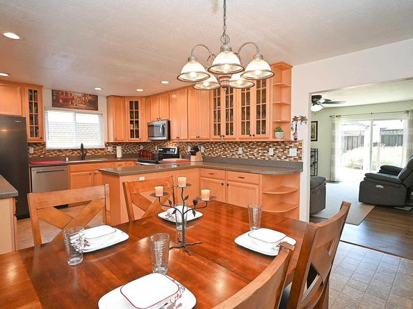 637 Dover Way, Livermore CA 94551