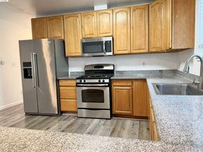 1317 Garvin Ave, Richmond CA 94801