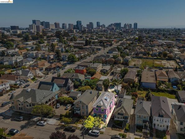 821-823 32nd, Oakland CA 94608