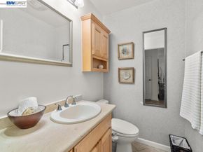 700 Fargo 1, San Leandro CA 94579