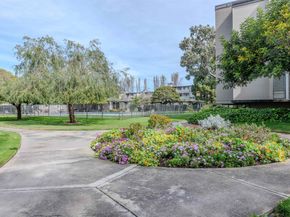 1171 Compass Ln 113, Foster City CA 94404