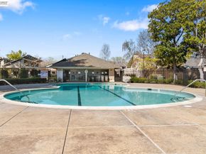 1371 Cherrywood Sq, San Jose CA 95117