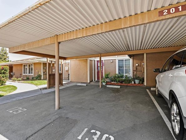 2011 Olivera Rd B, Concord CA 94520