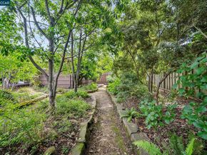 3375 Freeman Rd, Lafayette CA 94595