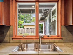 3375 Freeman Rd, Lafayette CA 94595