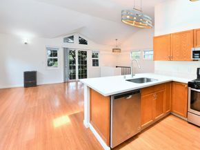 534 Adams St, Albany CA 94706