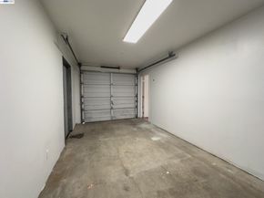 534 Adams St, Albany CA 94706