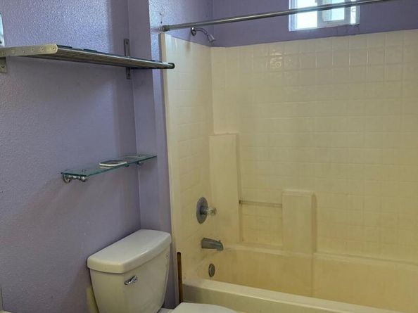 2438 Savannah Court, Oakland CA 94605