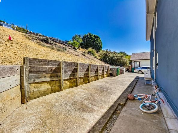 8600 Mcarthur Bvd, Oakland CA 94605