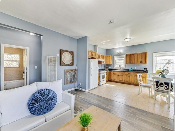 8600 Mcarthur Bvd, Oakland CA 94605