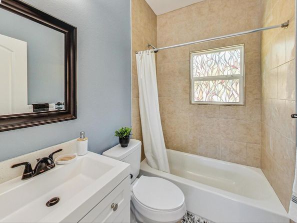 8600 Mcarthur Bvd, Oakland CA 94605