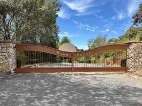 905 Moon Valley Ranch Rd, Watsonville CA 95076
