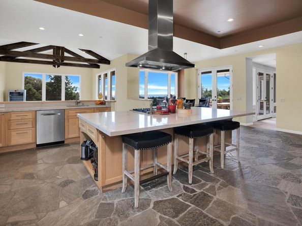 905 Moon Valley Ranch Rd, Watsonville CA 95076