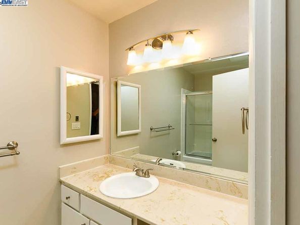 7897 Meadowbrook Court, Pleasanton CA 94588