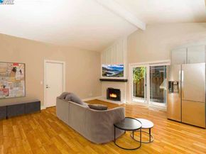 7897 Meadowbrook Court, Pleasanton CA 94588