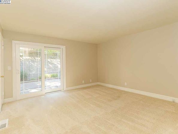 7897 Meadowbrook Court, Pleasanton CA 94588