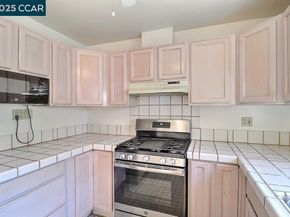 2465 Buena Vista Ave, Walnut Creek CA 94597