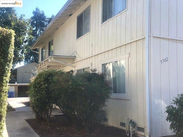 5702 Tucson Dr, San Jose CA 95118