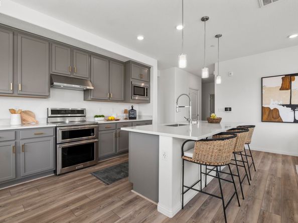 2818 Fifth Street, Alameda CA 94501