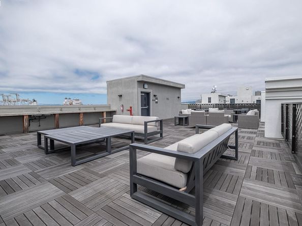 2818 Fifth Street, Alameda CA 94501