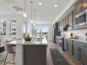 2818 Fifth Street, Alameda CA 94501