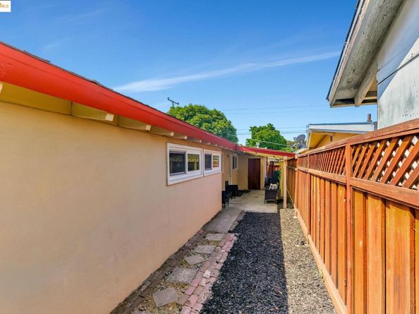 27624 Orlando Ave, Hayward CA 94545
