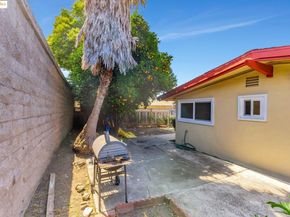 27624 Orlando Ave, Hayward CA 94545