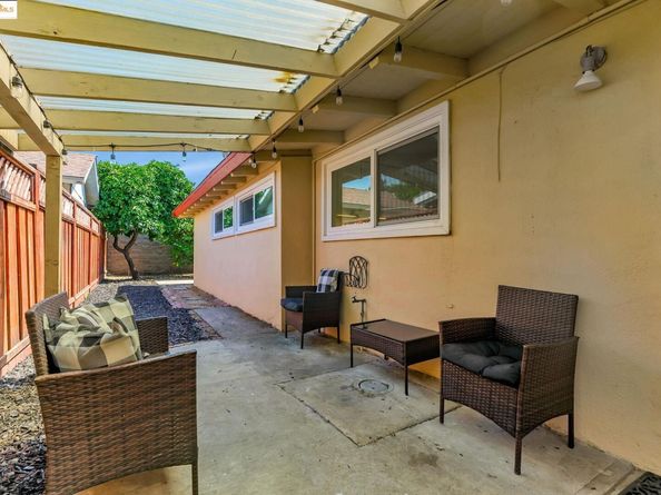 27624 Orlando Ave, Hayward CA 94545