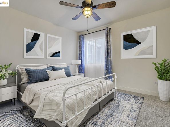 1515 14th AVE 302, Oakland CA 94606