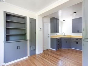 130 Marlow Dr, Oakland CA 94605