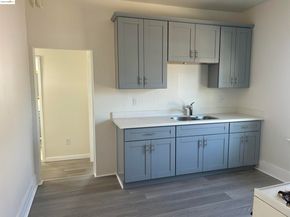 2017 27Th Ave, Oakland CA 94601