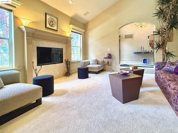 78 Scenic Dr, Orinda CA 94563