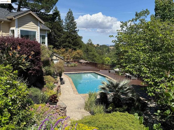78 Scenic Dr, Orinda CA 94563