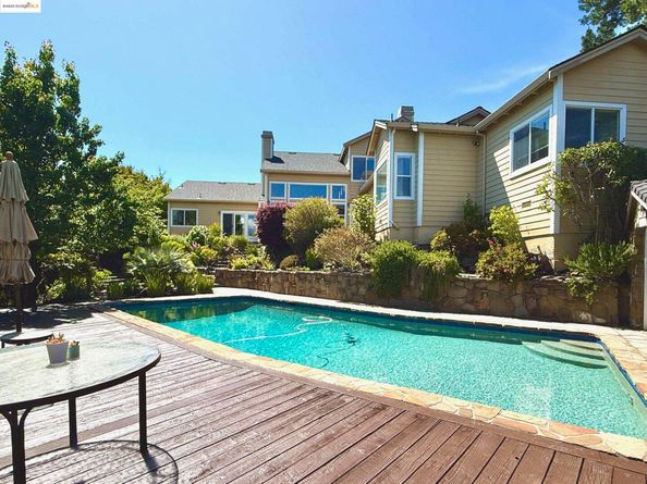 78 Scenic Dr, Orinda CA 94563