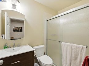 21798 Independent School Rd, Castro Valley CA 94552
