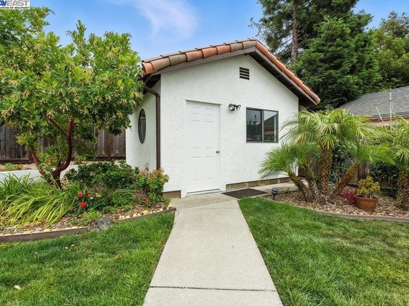21798 Independent School Rd, Castro Valley CA 94552