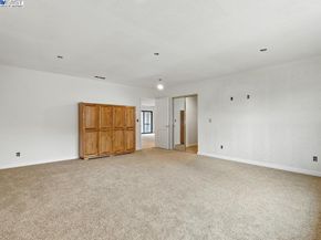 21798 Independent School Rd, Castro Valley CA 94552