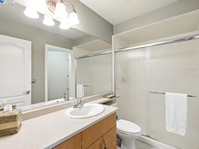 21798 Independent School Rd, Castro Valley CA 94552